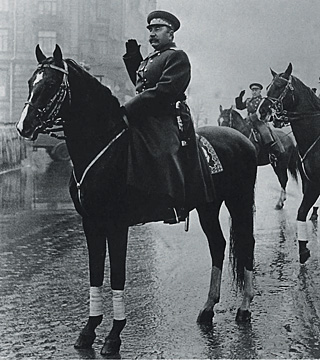 Василий Малышев. Семен Буденный на параде в Москве 7 ноября 1947 года