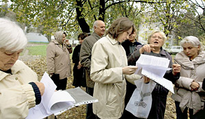 В документах дольщики начинают разбираться только тогда, когда понимают, что земля им уже не принадлежит