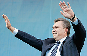 А Виктор Янукович поспешил сообщить, что к выборам готов