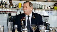 Умер старейший бармен России