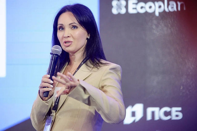 Спикер — Анна Коробкова