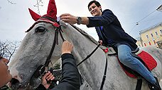 "Бизнес за рубежом дает возможность для шантажа депутата"