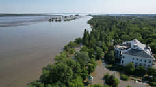 Берега Днепра ушли под воду