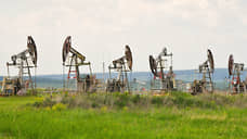 Нефть колеблется между ценами