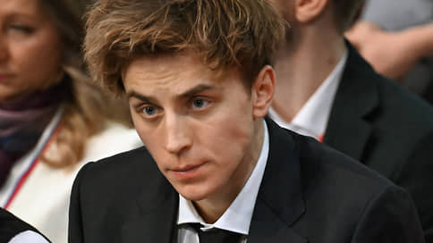 Бумажная бумага порвалась на иски // С чем связано банкротство компании блогера Влада А4