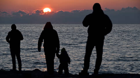 Отказы увязли в мазуте // Туристы не могут вернуть деньги за отмененные брони в Анапе