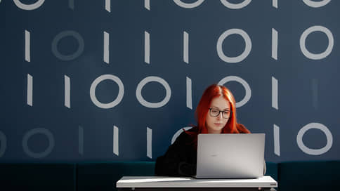 Каждый раз, когда технологии делают нас умнее, мир паникует // Яна Лубнина  о стартапе для обмана Cluely