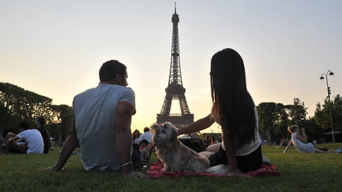 Россияне собираются в евротуры // Каков спрос на поездки в страны в ЕС