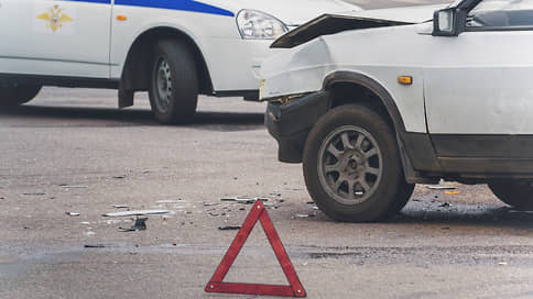 Аварийность на дорогах притормозила // На сколько и почему в России снизилось число ДТП