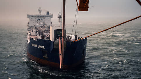 Давление накачивается нефтью // Прекратит ли Индия закупки сырья из России