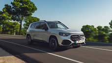 «Относительно прежнего поколения автомобиль немного прибавил в габаритах»