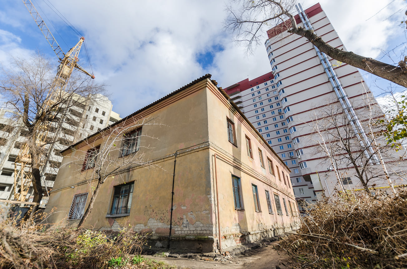 Новый закон позволит строить на месте старых кварталов новые дома большей этажности и социальные объекты