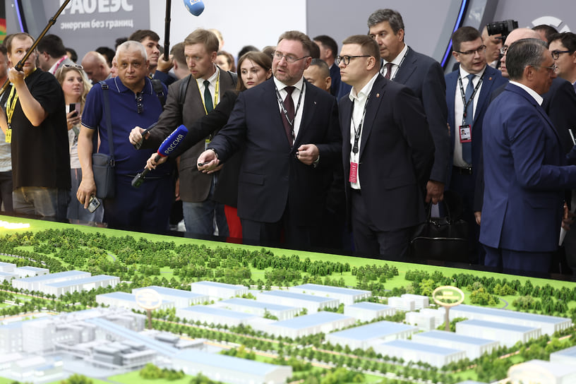Проект включает строительство логистического центра, газовой и солнечной электростанций