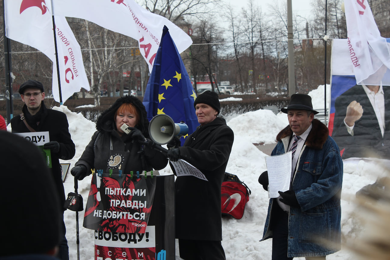 Митинг памяти Бориса Немцова в Челябинске