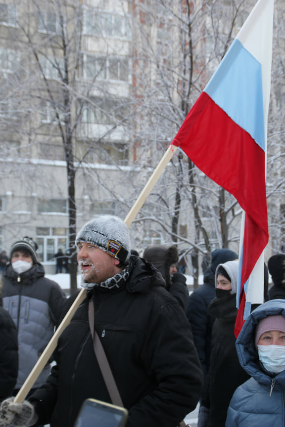 Несогласованное шествие в поддержку оппозиционного политика Алексея Навального в Челябинске 23 января