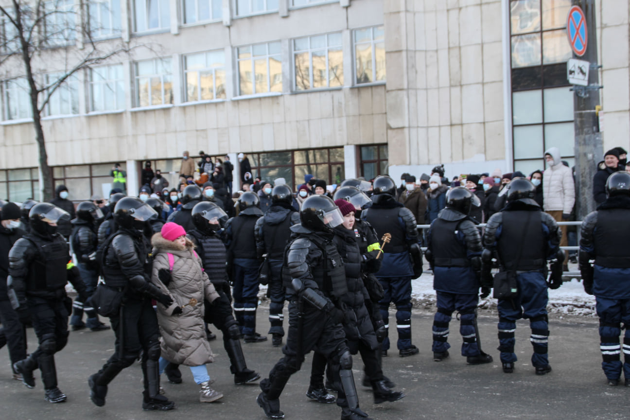 Несогласованная акция в поддержку оппозиционера Алексея Навального в Челябинске 31 января