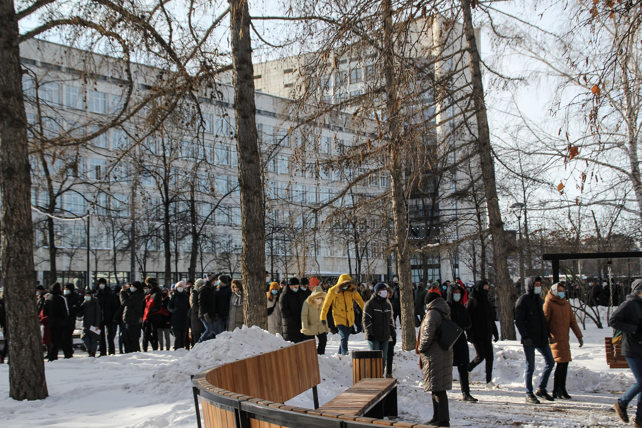 Несогласованная акция в поддержку оппозиционера Алексея Навального в Челябинске 31 января