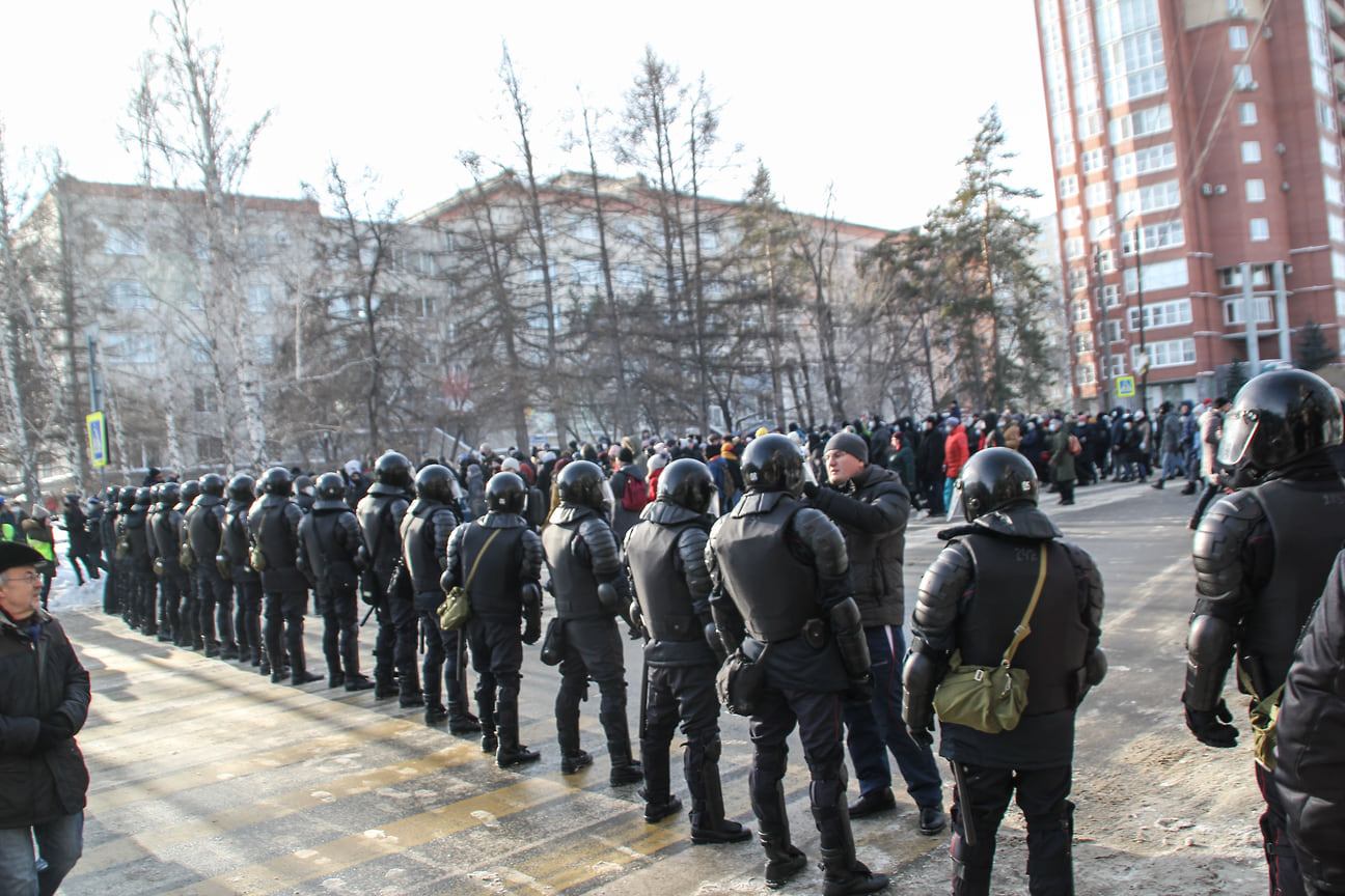 Несогласованная акция в поддержку оппозиционера Алексея Навального в Челябинске 31 января