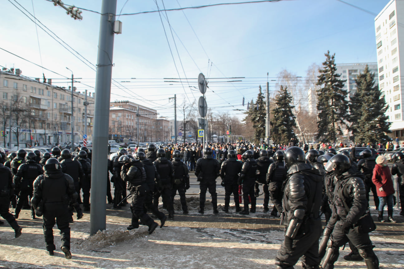 Несогласованная акция в поддержку оппозиционера Алексея Навального в Челябинске 31 января