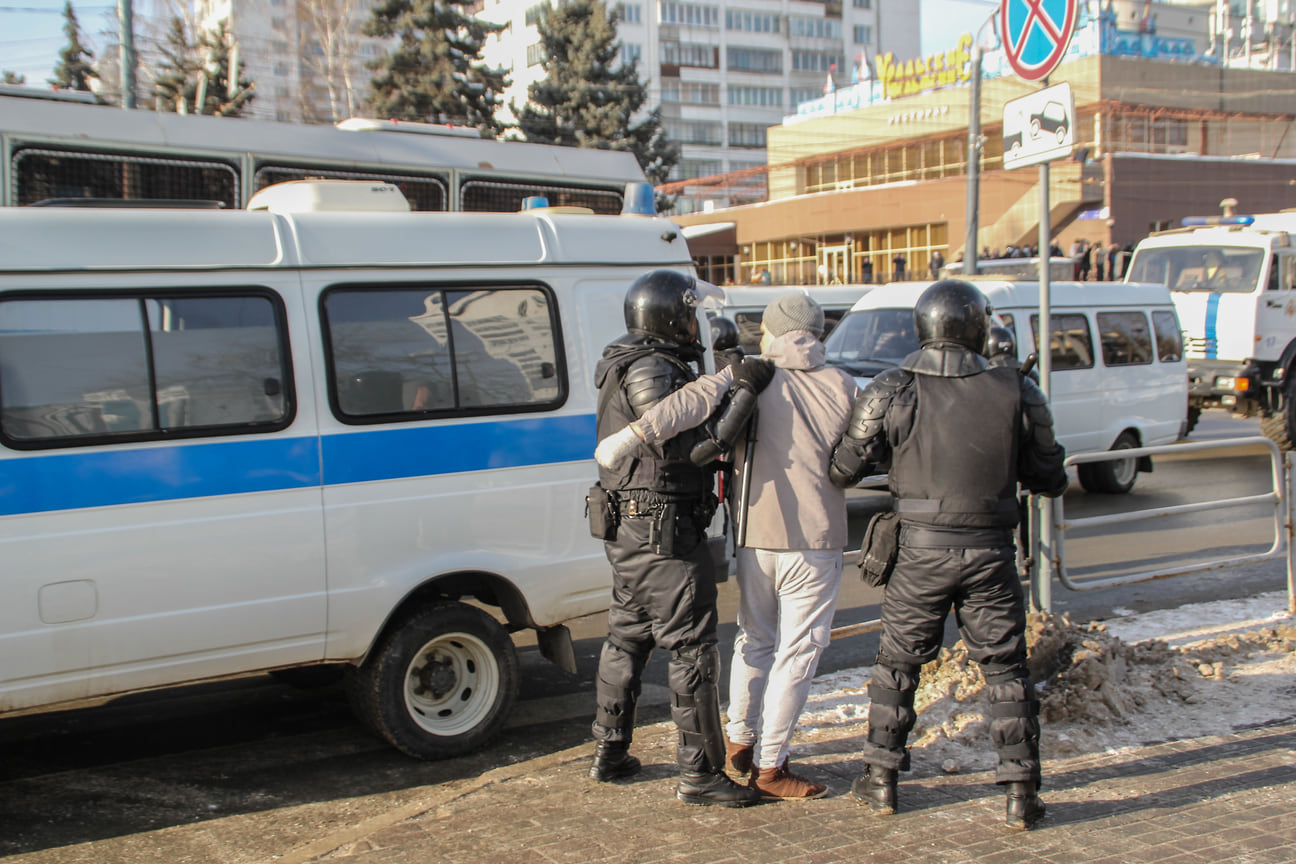 Несогласованная акция в поддержку оппозиционера Алексея Навального в Челябинске 31 января