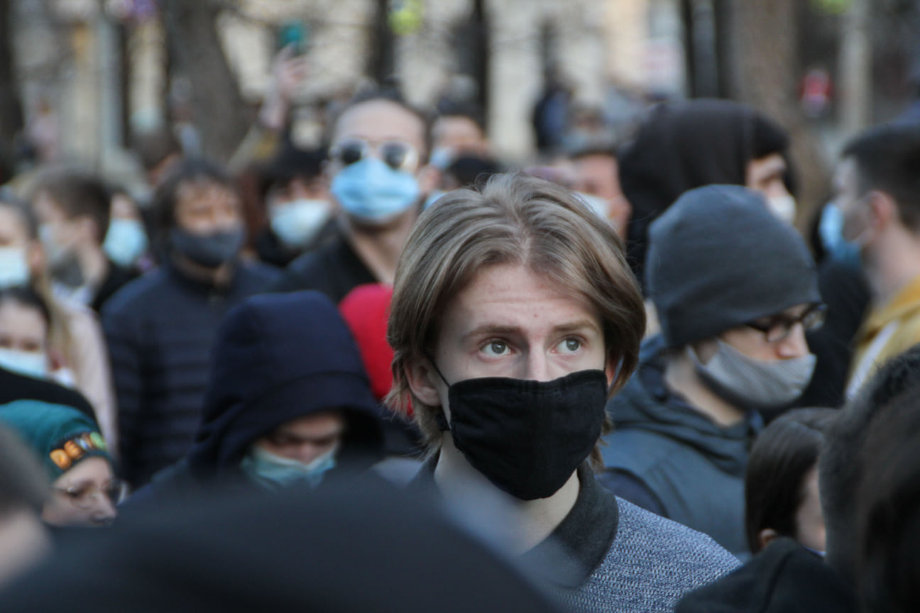 Несогласованная акция в поддержку оппозиционного политика Алексея Навального в Челябинске 21 апреля