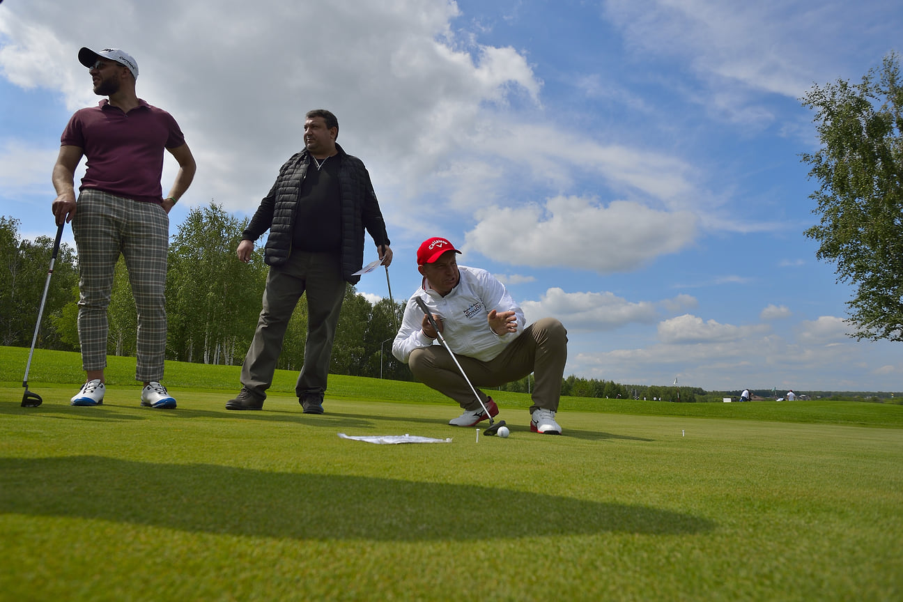 Первый турнир по гольфу в челябинском клубе South Ural golf club