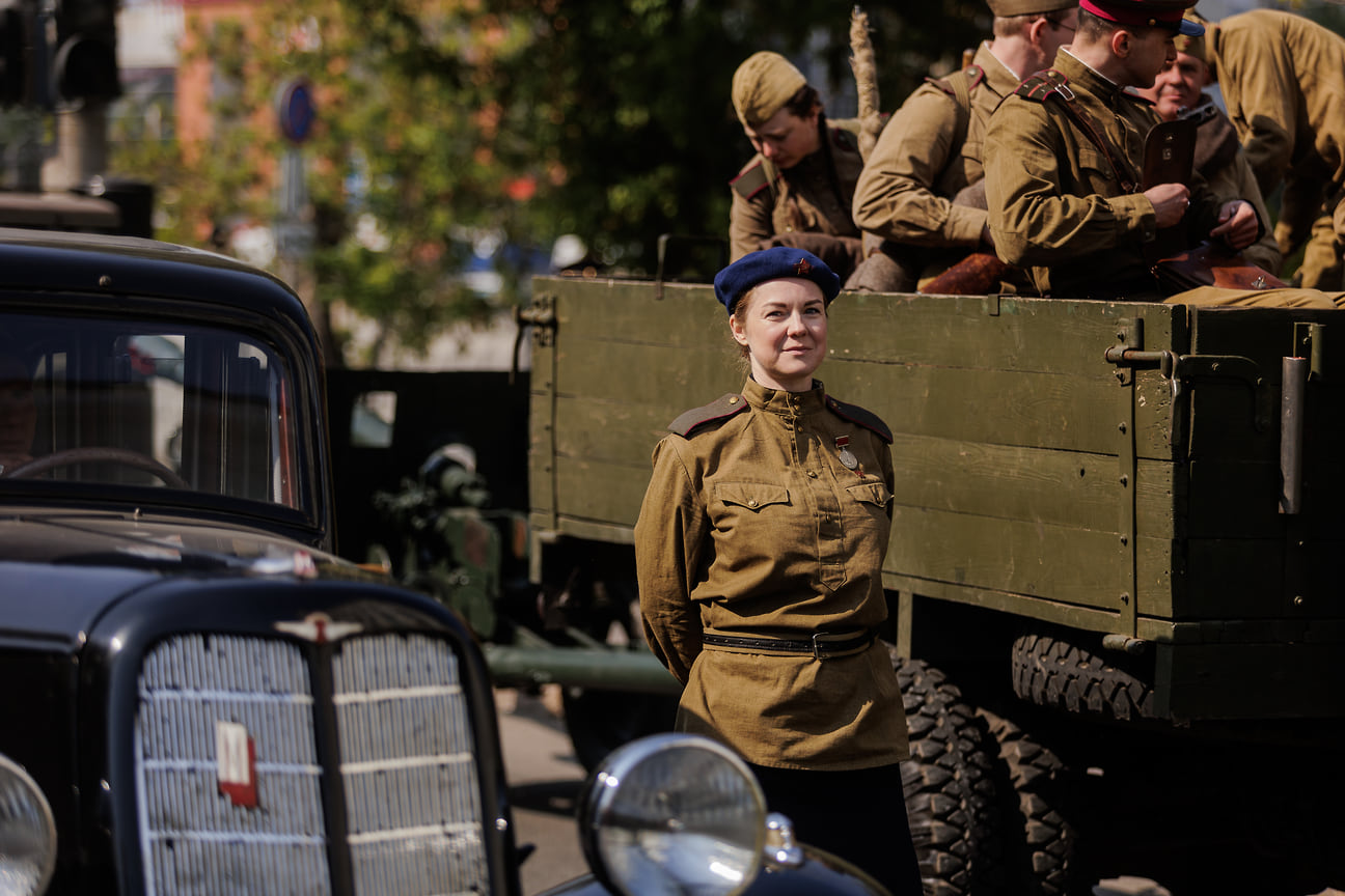 Празднование Дня Победы в Челябинске. Перед парадом на площади Революции