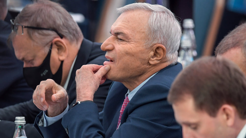 Виктор Рашников летом заявлял о рисках для инвестиционной программы ММК 