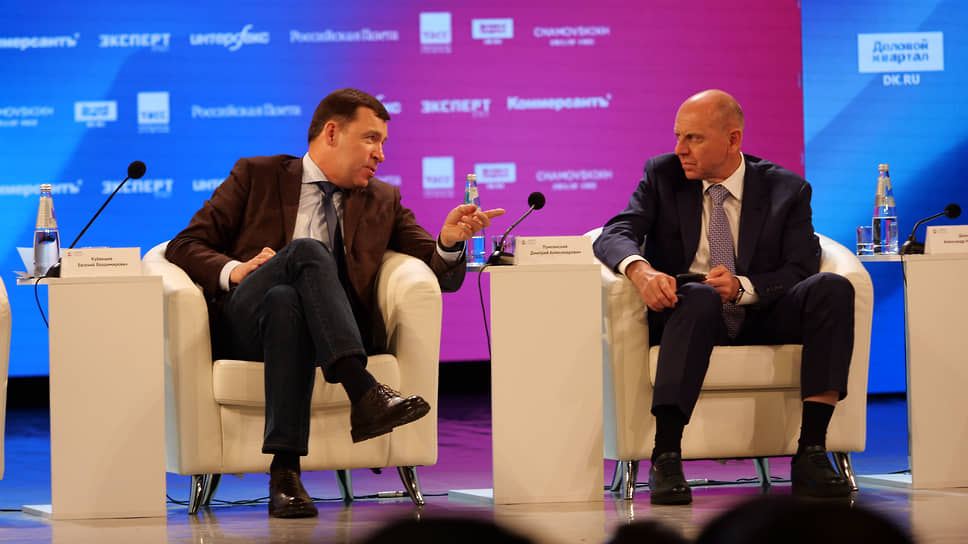 Губернатор Евгений Куйвашев (слева) обратил внимание президента СОСПП Дмитрия Пумпянского (справа) на важность научных разработок