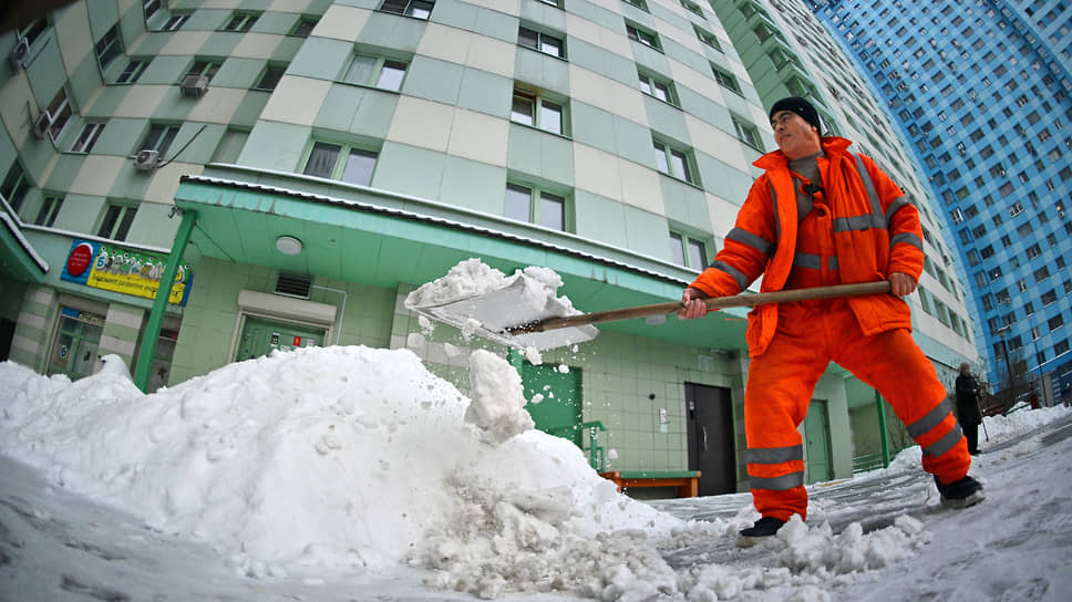 Борьба со снегом потребовала усилий со стороны прокуратуры