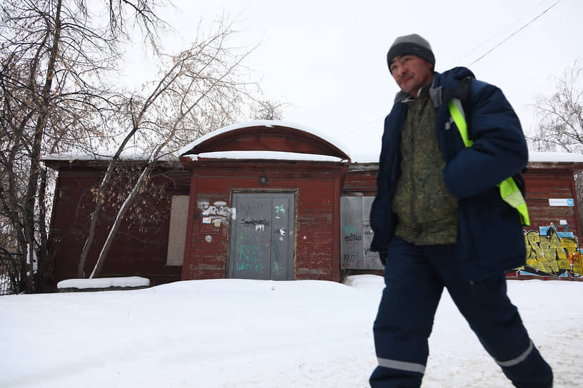 Комплекс зданий бывшей городской больницы на улице Челюскинцев