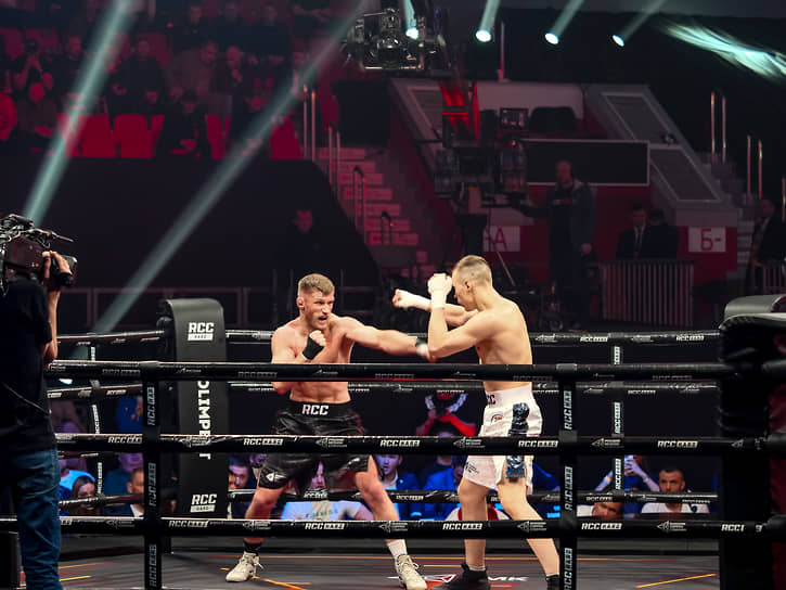 Первое большое шоу лиги RCC Hard в КРК «Уралец» в Екатеринбурге