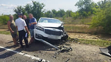 Югорчане устроили лобовое ДТП на трассе под Волгоградом, один из водителей погиб