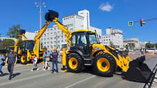 В Екатеринбурге началось празднование Дня строителя, перекрыт проспект Ленина