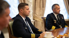 Губернатор Куйвашев встретился с летным составом «Уральских авиалиний»