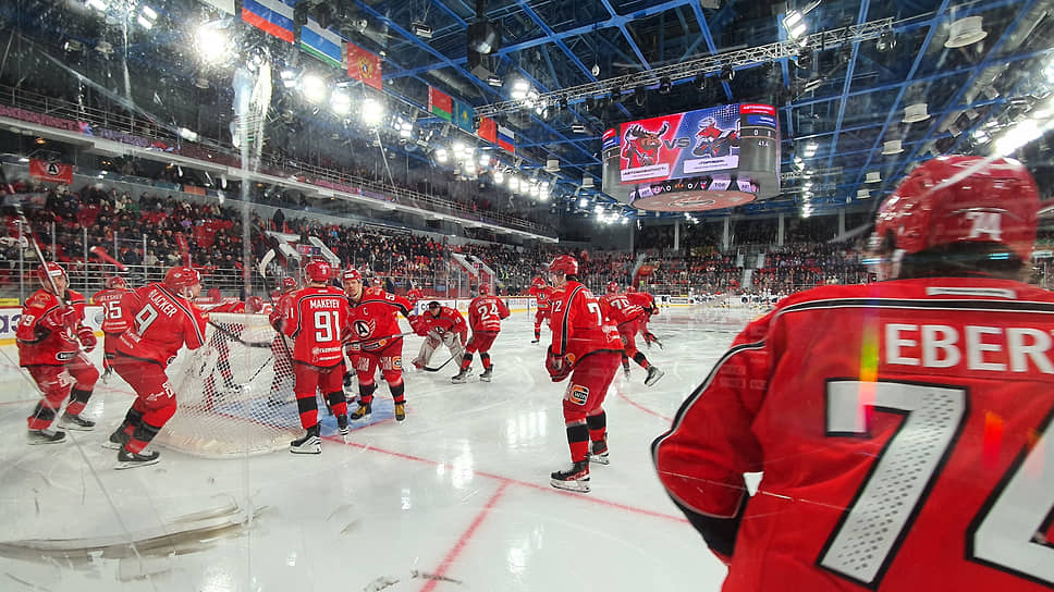 Хоккейный клуб «Автомобилист» одержал победу над «Торпедо» (Нижний Новгород)