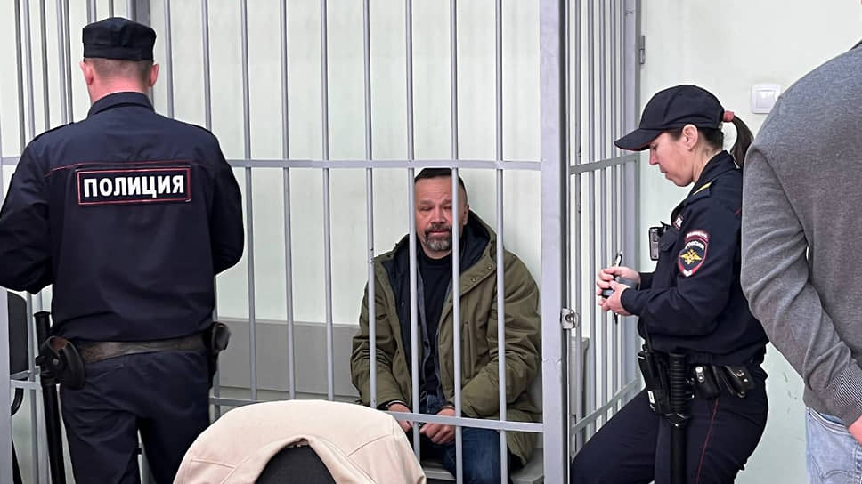 Ленинский районный суд Екатеринбурга отказался арестовывать бывшего капитана милиции Олега Грифанова