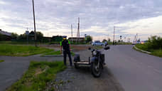 В Свердловской области пьяный водитель с семьей перевернулся на мотоцикле
