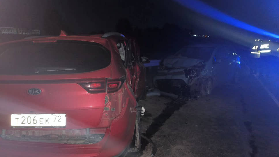 На дороге Тюмень — Каменка столкнулись четыре автомобиля, ранены семь человек