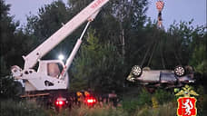 В Свердловской области в результате ДТП погибли водитель и пассажиры машины