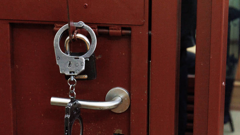 Гособвинение в ходе прений в Чкаловском районном суде Екатеринбурга запросило 10 лет воспитательной колонии трем воспитанникам спецшколы №124