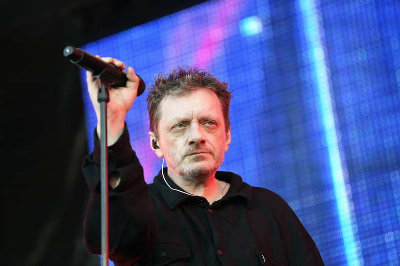 Глеб Самойлов во время выступления