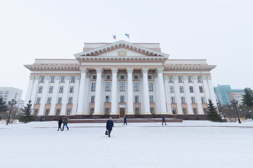 Здание правительства Тюменской области