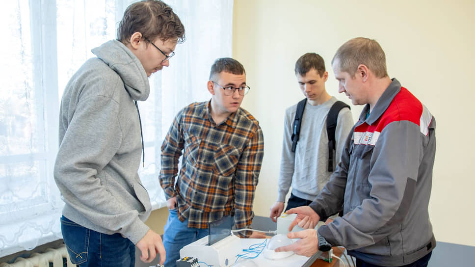 "Евраз" инвестирует около 1 млрд руб. в создание и развитие системы инженерного образования на Урале и Сибири