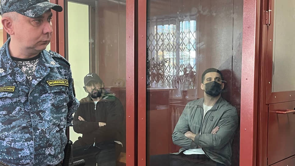 Гусейн Аллахвердиев и Рази Халилов устроили перестрелку в торговом центре «Гринвич»
