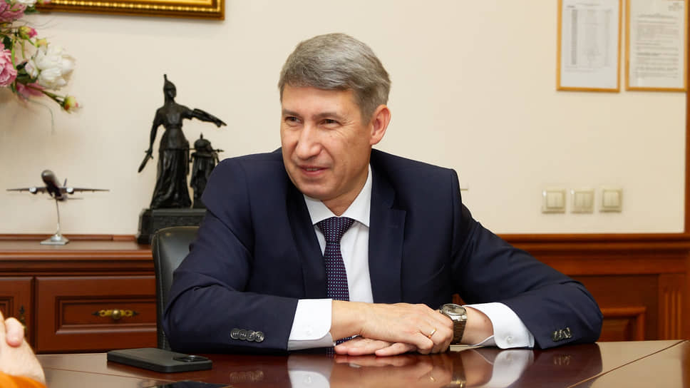 Председатель Свердловского областного суда Владимир Дмитриев