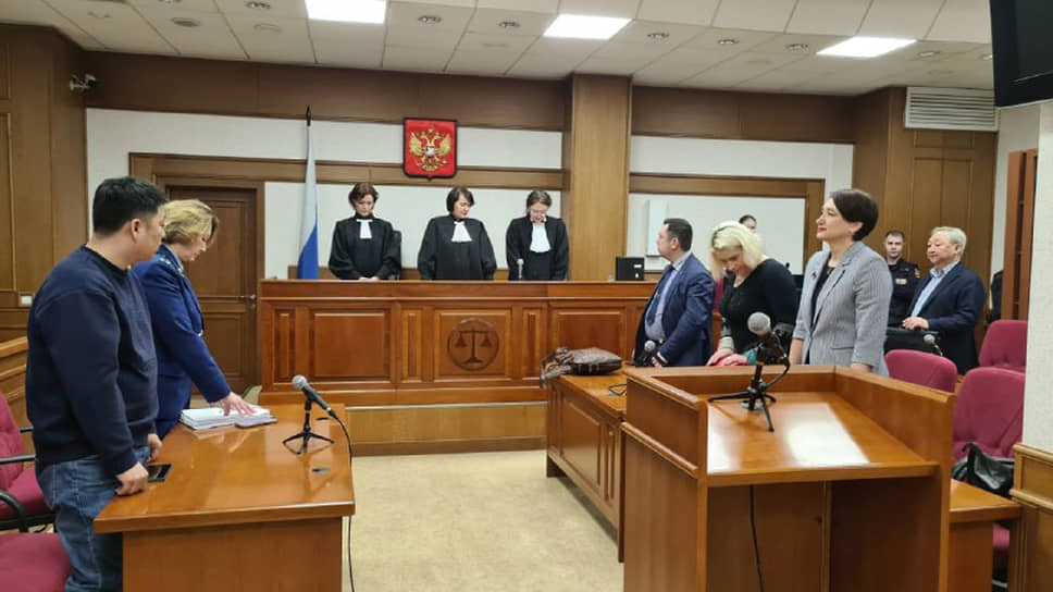 Свердловский облсуд оставил без изменений приговоры 14 участникам порнотрансляций