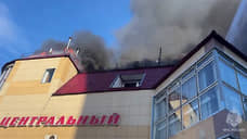 В Салехарде произошел крупный пожар в магазине «Центральный»