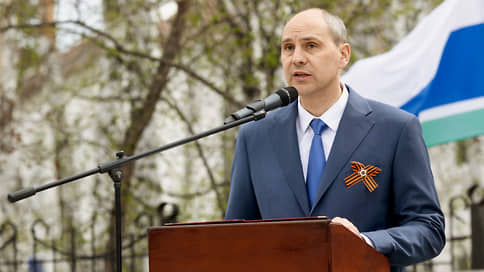 Денис Паслер призвал власти Первоуральска решить проблемы с водоснабжением