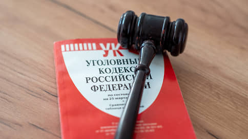 Уральца приговорили к 7 годам колонии за истязание и угрозу убийством